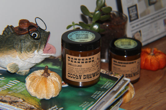 Mahogany Teakwood: The Candle That Brings Warmth and Sophistication