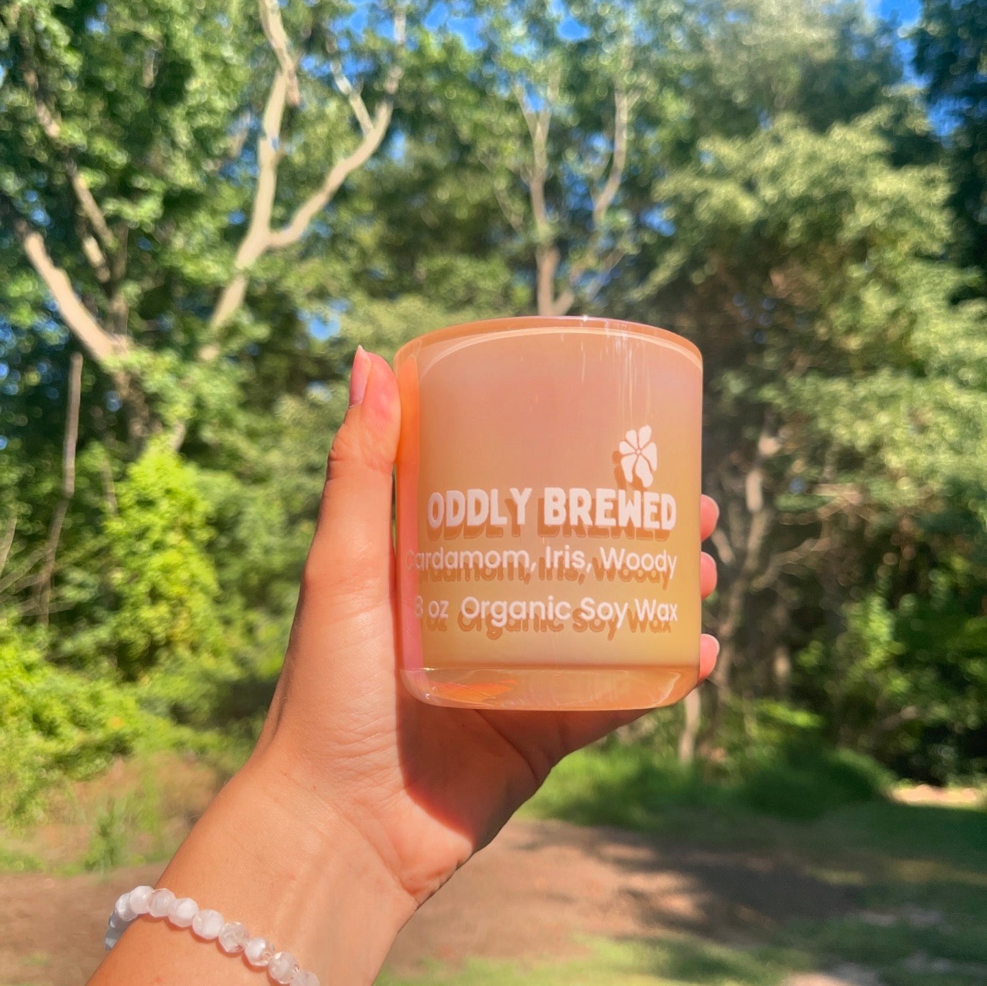Locals Aura Soy Candle | Cardamom Iris & Wood