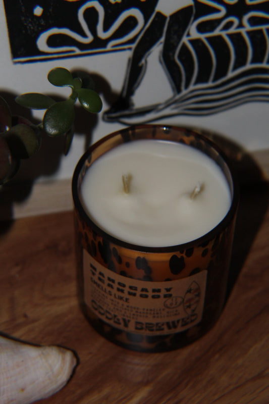 Limited-Editon Tortoise Glass Mahogany Teakwood Soy Candle