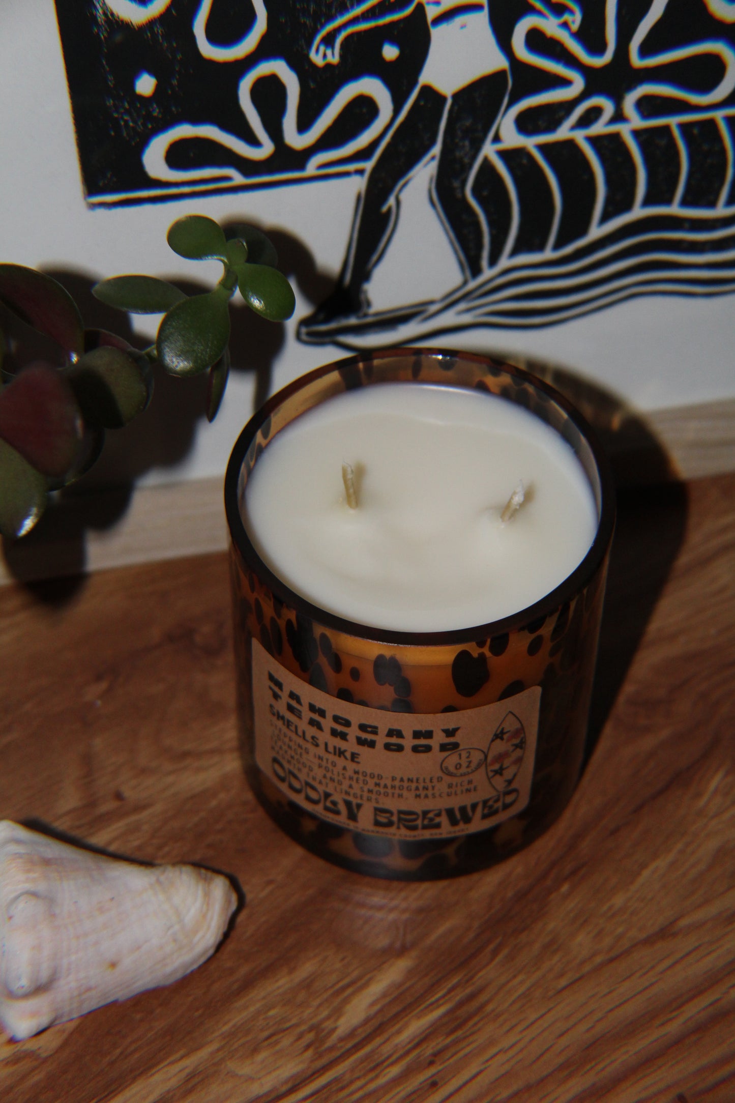 Limited-Editon Tortoise Glass Mahogany Teakwood Soy Candle