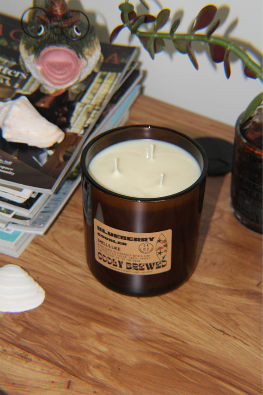 Blueberry Cobbler Candle – A Sweet Slice of Shoreline Comfort