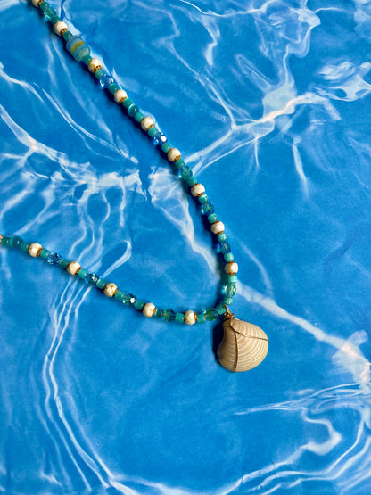 Shell Master necklace