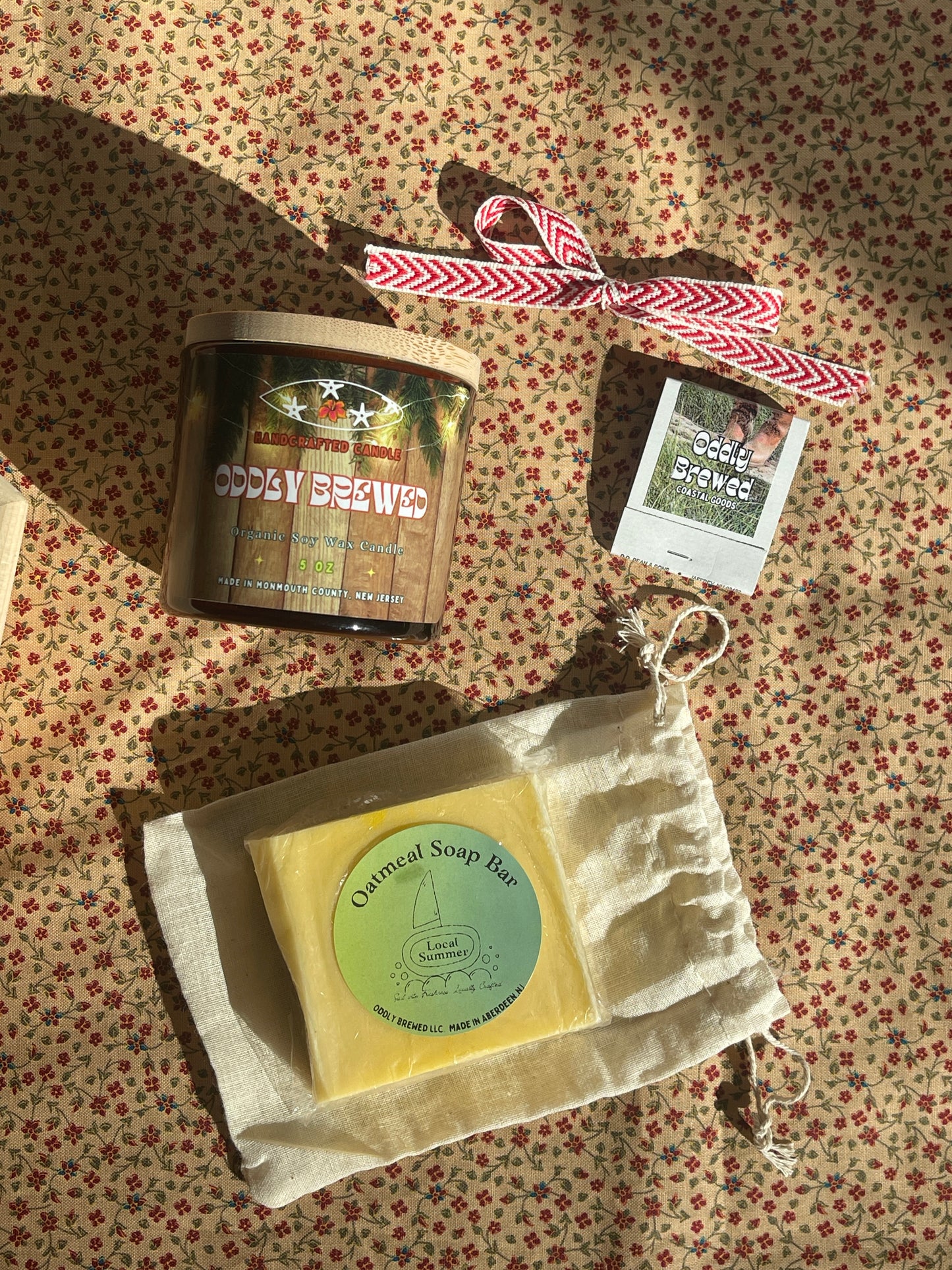 Happy Holiday Bundle – Apple Spice Candle, Oatmeal Soap, & Matchbook